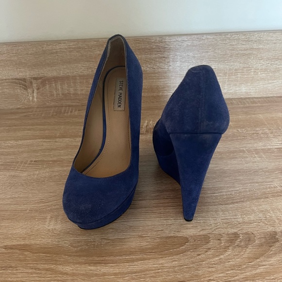 Platform Heels - Picture 2 of 3